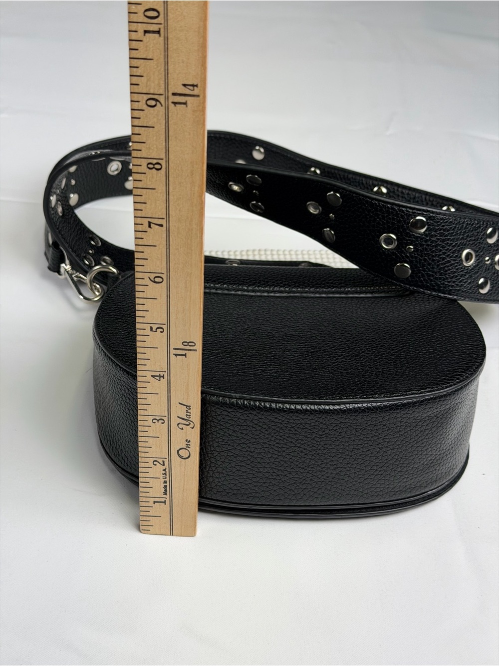 Steve Madden Black Pebbled Satchel with Silver Eyelet Grommet Trim - beautiful - Picture 9 of 12